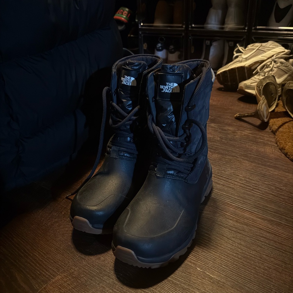 The North Face Black Insulated Boots